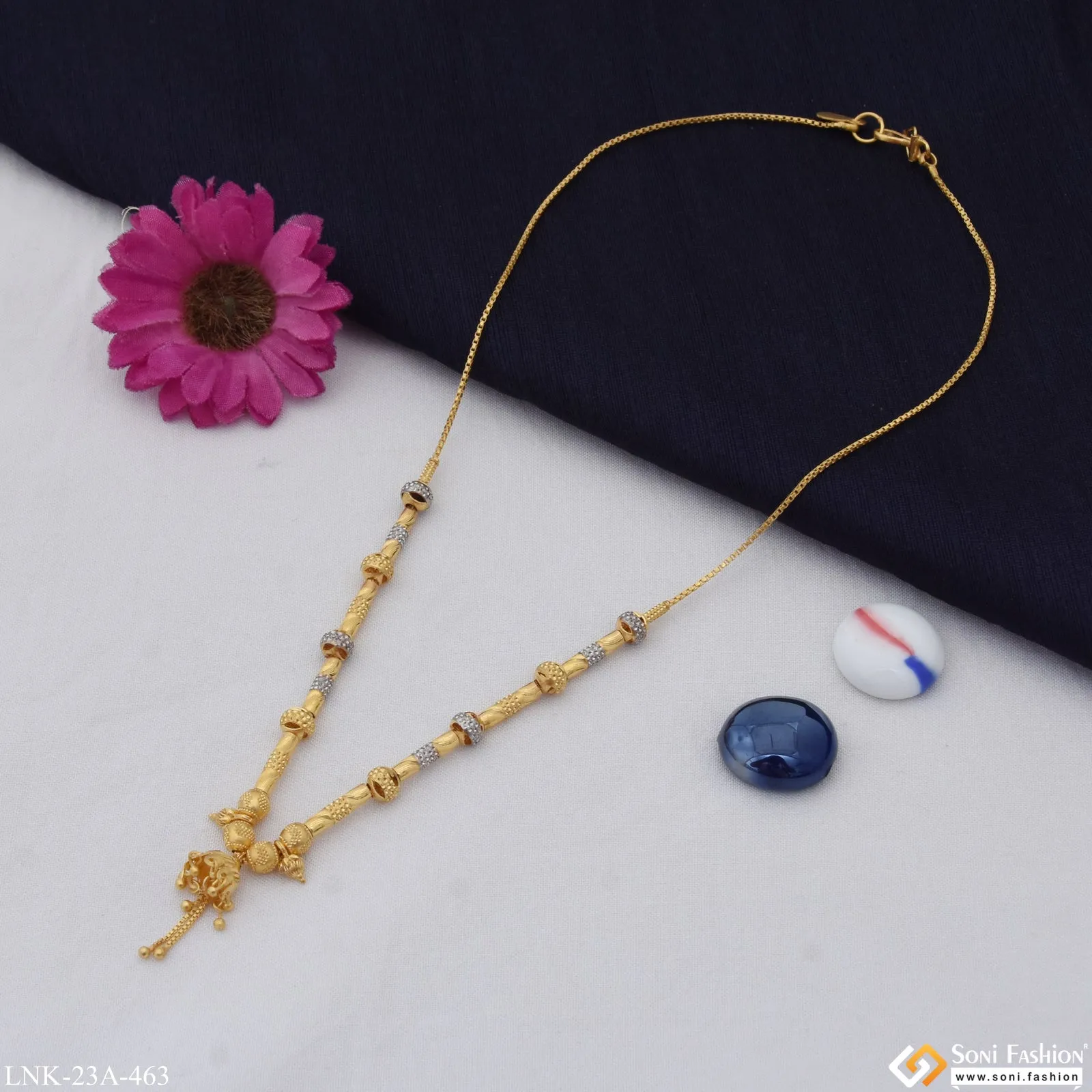 1 Gram Gold Plated Eye-Catching Design Chic Design Necklace for Ladies - Style A463