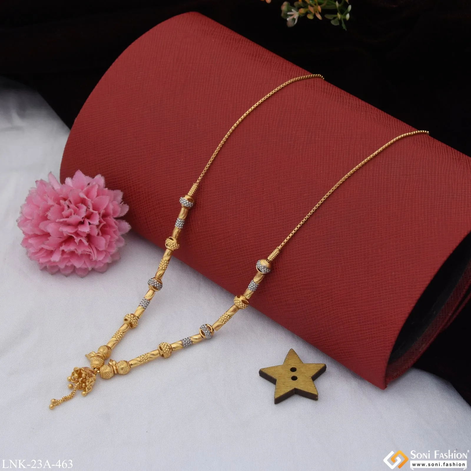 1 Gram Gold Plated Eye-Catching Design Chic Design Necklace for Ladies - Style A463