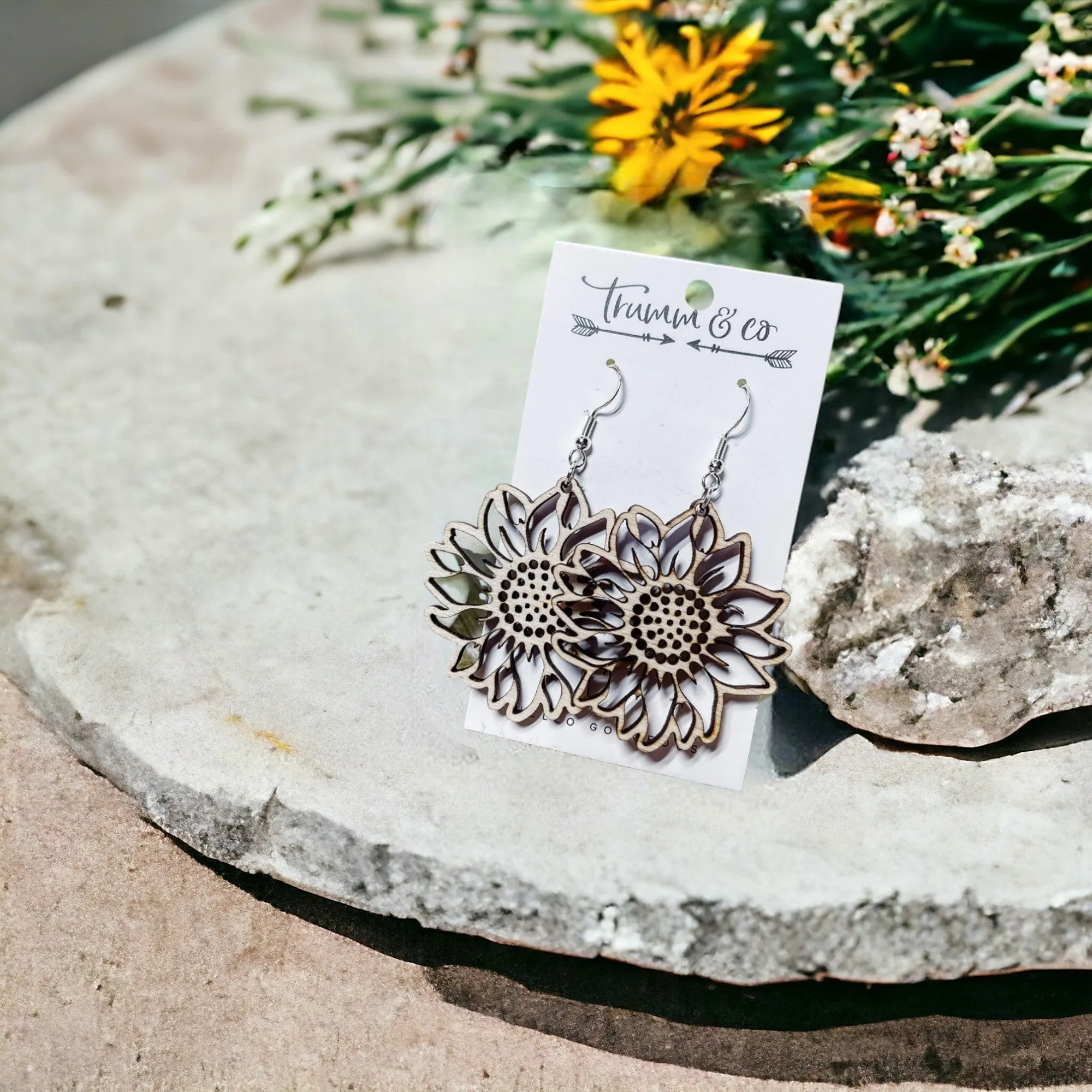 Lightweight Earrings|Sunflower|Trumm & Co.