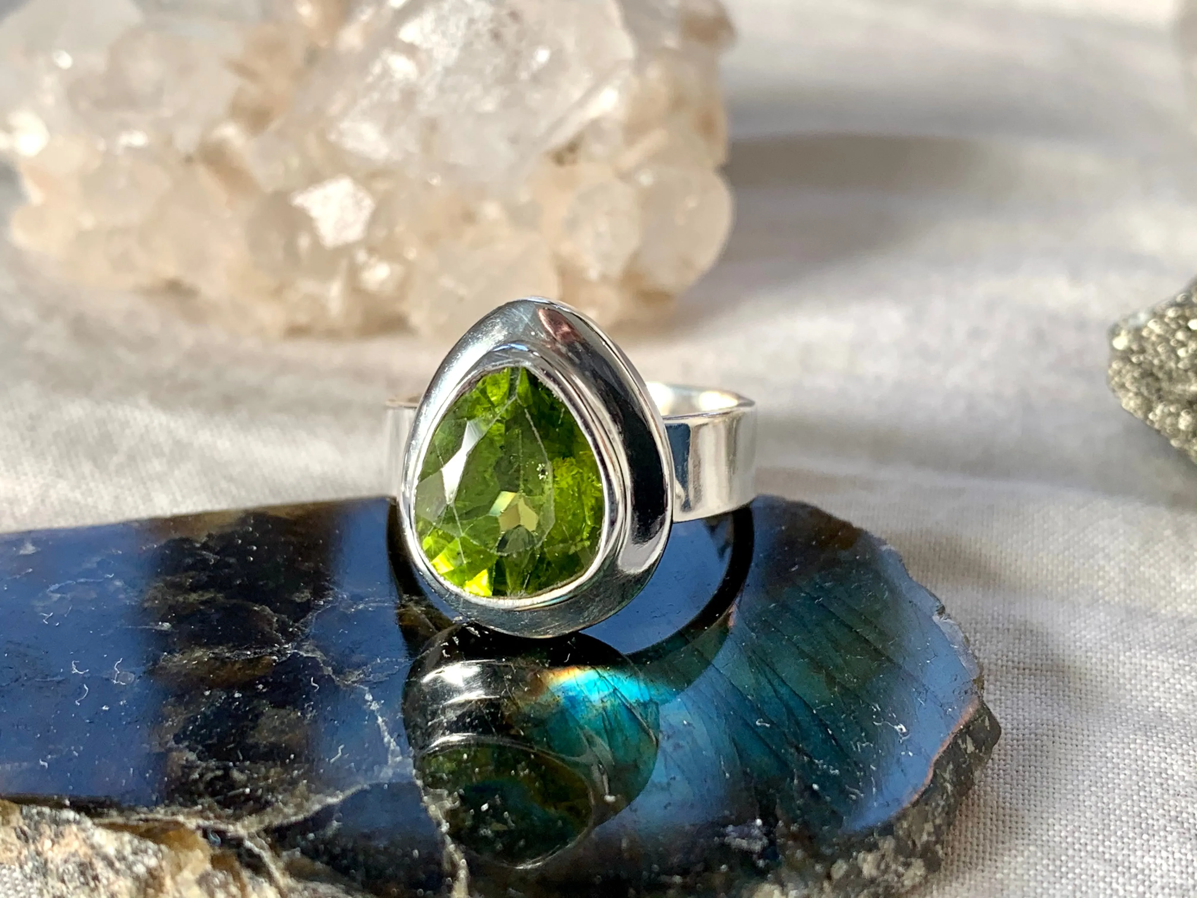 Peridot Ansley Ring - Teardrop / Round / Rounded Square