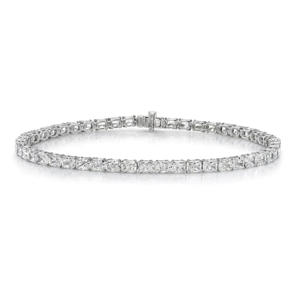 Radiant Cut Diamond Tennis Bracelet (9.75 ct.) 4-Prongs Setting in 18K Gold