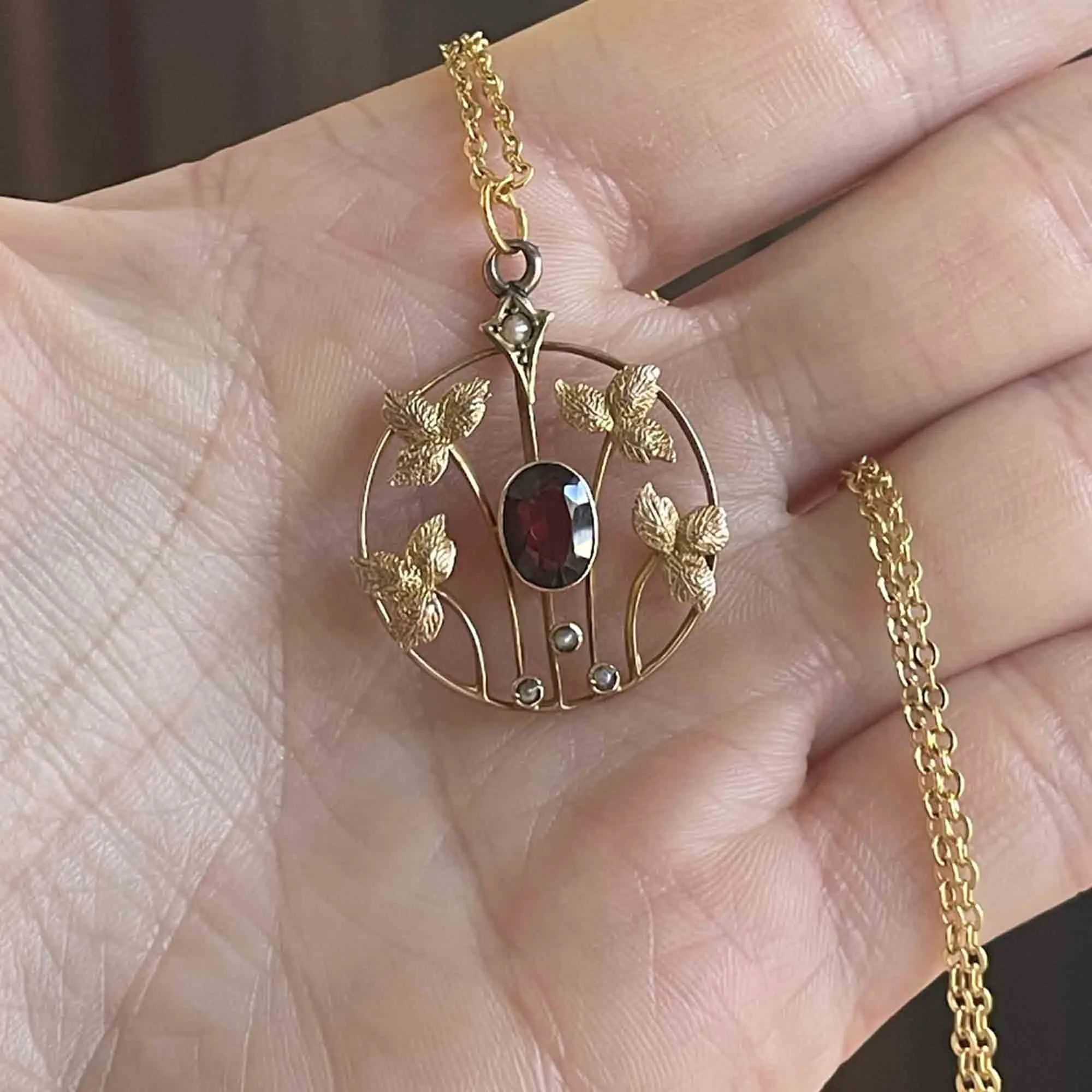 Vintage 9K Gold Garnet Floral Lavalier Necklace