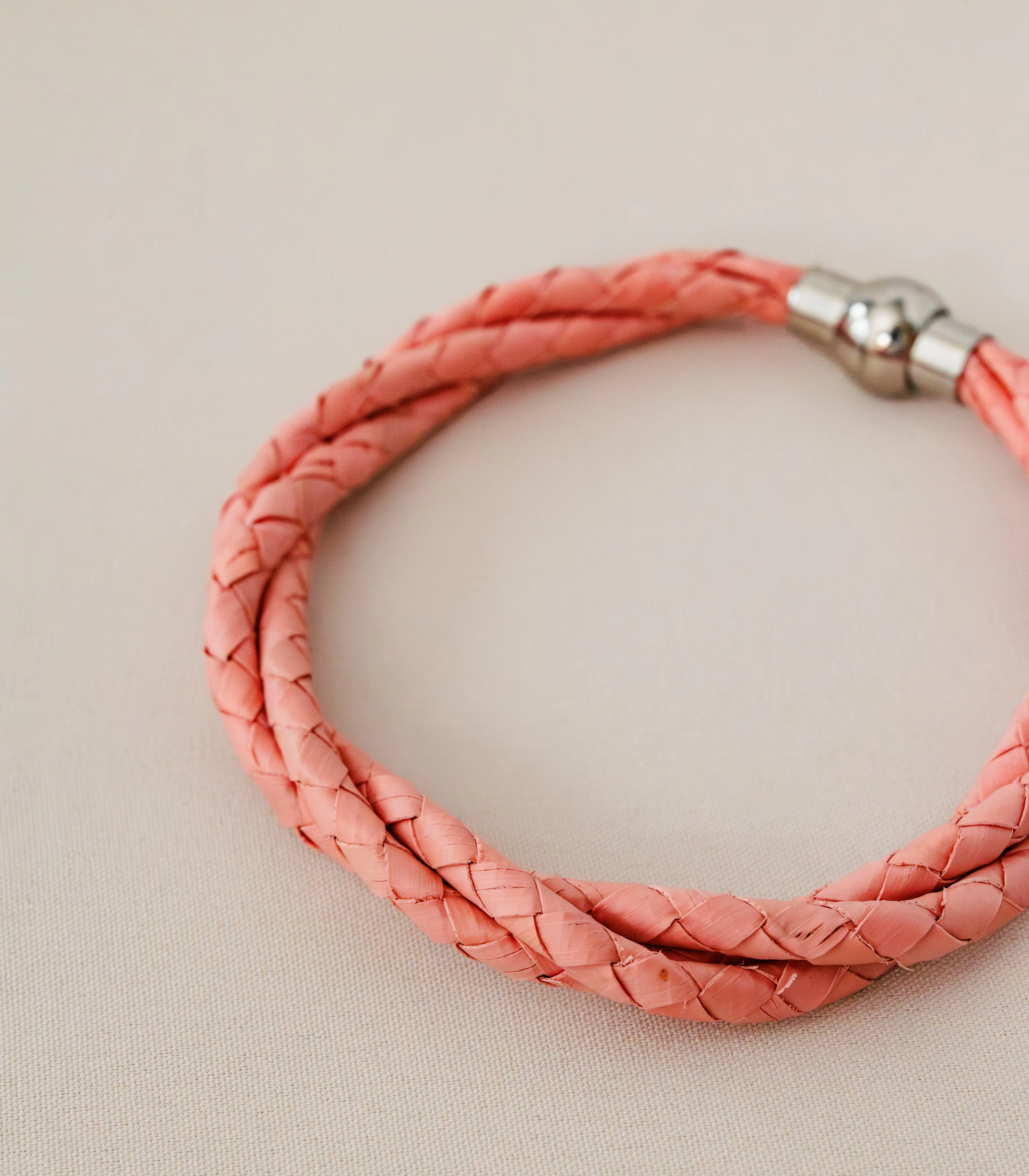 Woven Humaling Lubid Bracelets